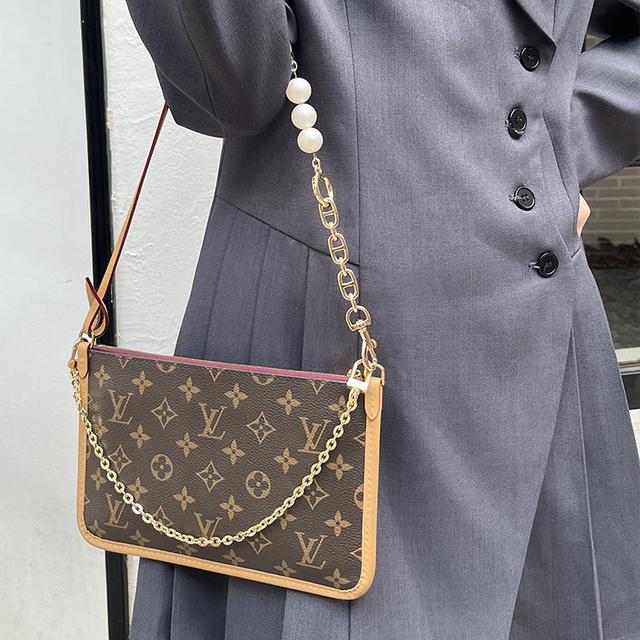 LV carryall