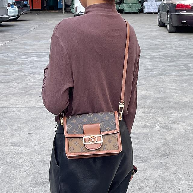 LV Dauphine woc