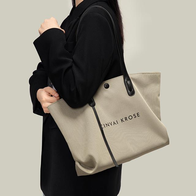 CinvaiKrose Tote