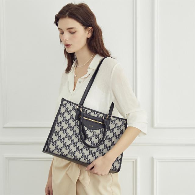 ELLE Tote 14