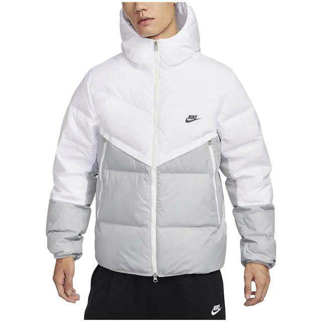 Nike Sportswear Storm-FIT Windrunner