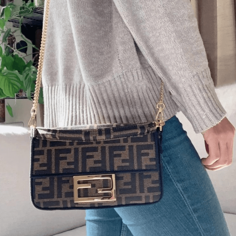 FENDI Baguette LogoFF