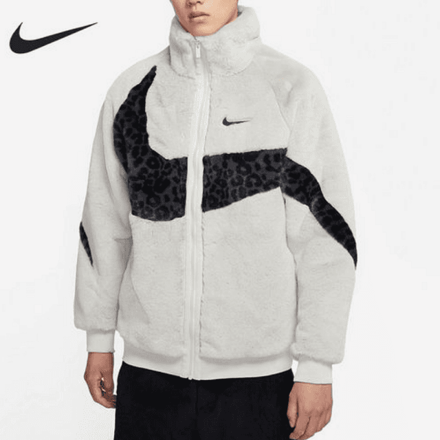 Nike Sportswear Swoosh Logo