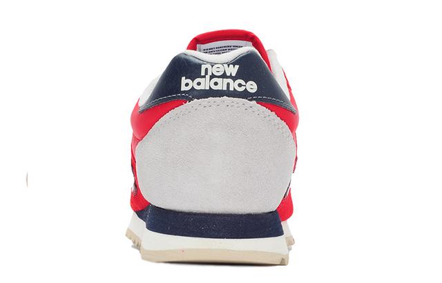New Balance 520